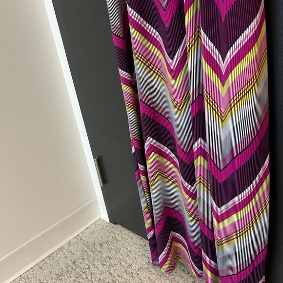 Penningtons feel pretty 3X mint/new condition Pink and Gray Chevron Maxi Dress - Picture 6 of 15